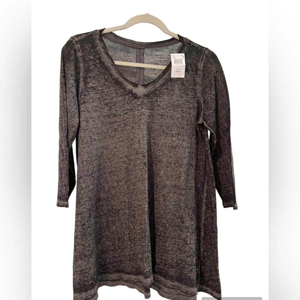 Motherhood Maternity M size top.